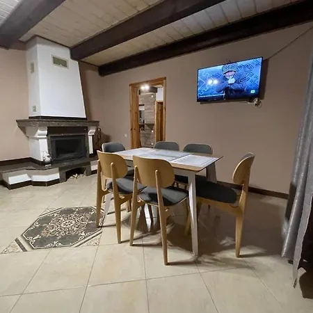 Happy House Apartment